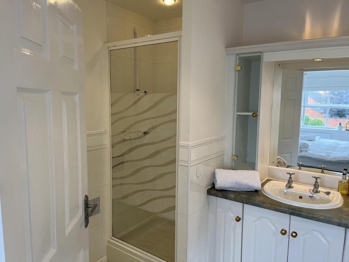 5 Bedroom 4 Bathroom Gym Playroom Country Home Leamington Spa Exterior foto